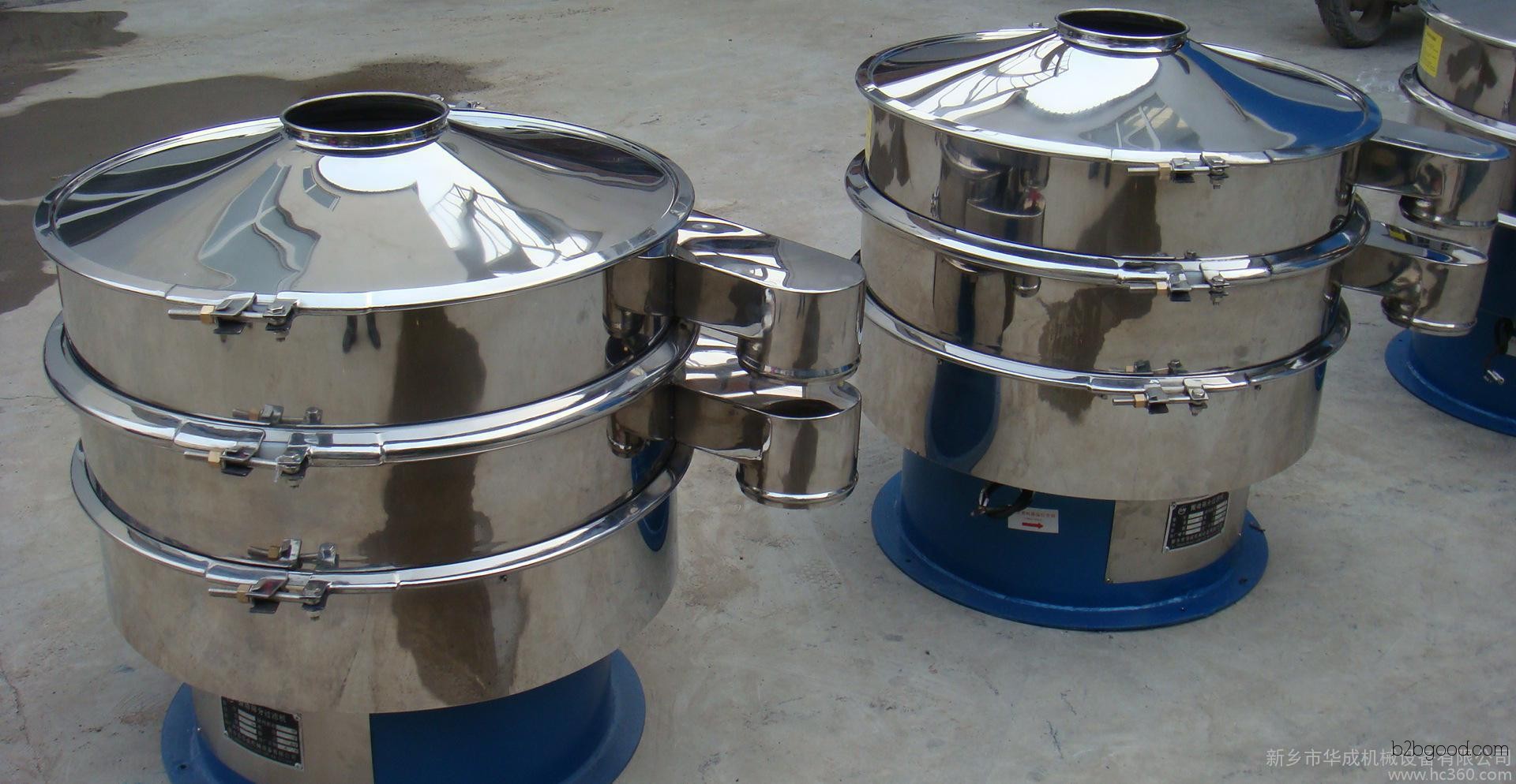Round, high-quality 304 stainless steel screening equipment. Triacetin outer coating, vibrating sieve for screening purposes.