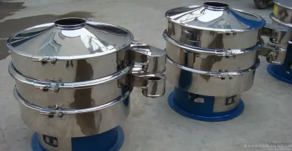 Round, high-quality 304 stainless steel screening equipment. Triacetin outer coating, vibrating sieve for screening purposes.