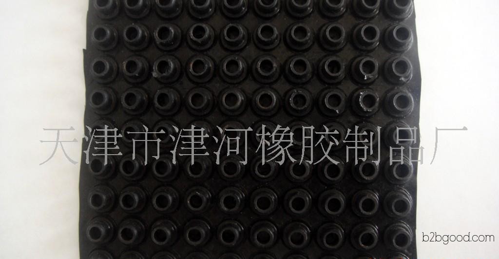 Processing of agricultural rubber products (Image)