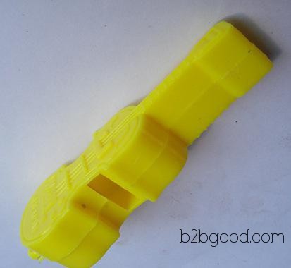 Manufacturer-order production and wholesale of children's food distribution, included environmentally friendly plastic toys and violin whistles