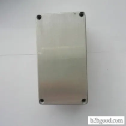 Aluminum alloy accessory case for guitar electronics