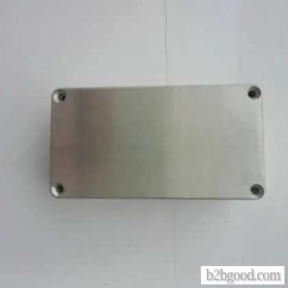 Aluminum alloy accessory case for guitar electronics