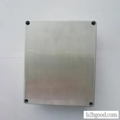 Aluminum alloy accessory case for guitar electronics