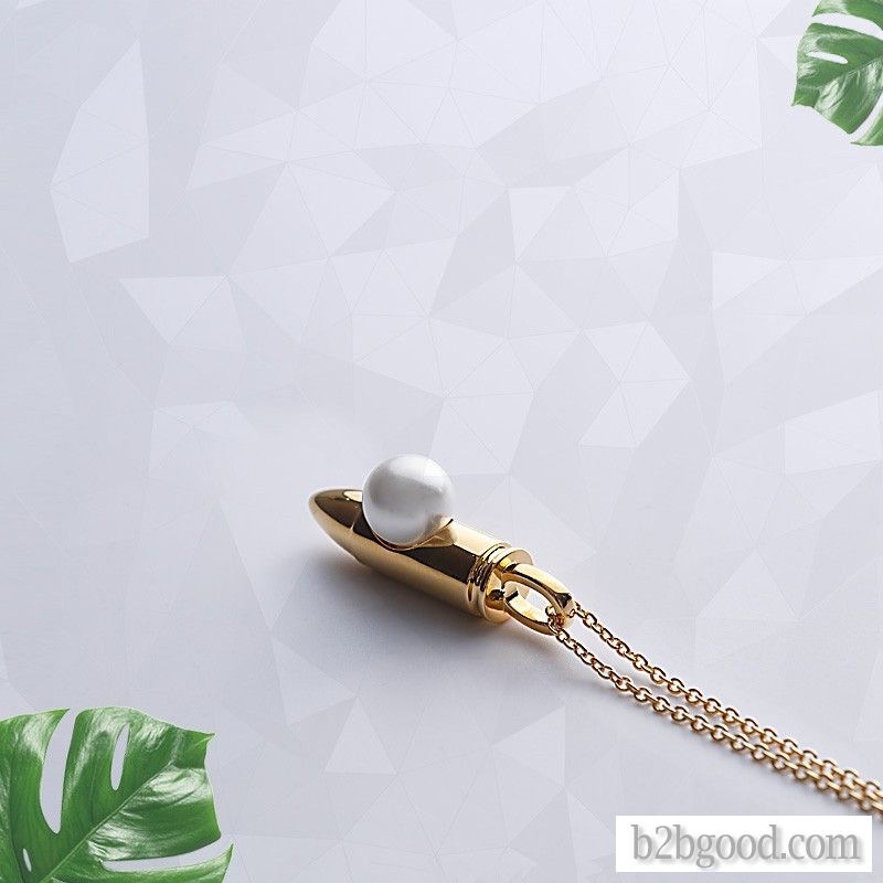 Romeo bullet necklace