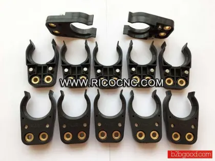 Black BT30 Tool Clips CNC Tool Changer Gripper Forks