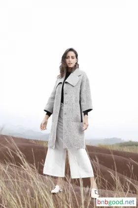 Women's coat, square collar, square pocket, half long sleeves
