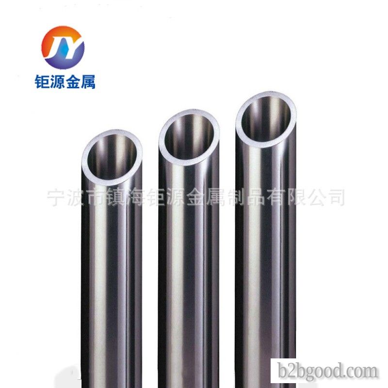 Stainless steel composite pipe structure has great strength and corrosion resistance