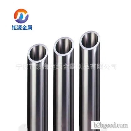 Stainless steel composite pipe structure has great strength and corrosion resistance