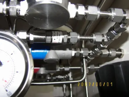 Hydrogen generator of alkaline water electrolyzer