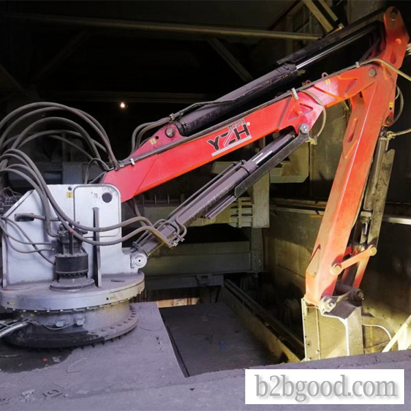 The Fixed Multi-function Manipulator Grab and Crush Ultra-high Temperature Steel Slag In The Steel P