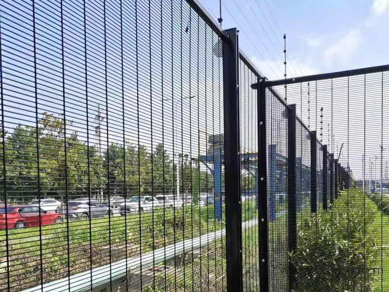 Welded Wire Fence