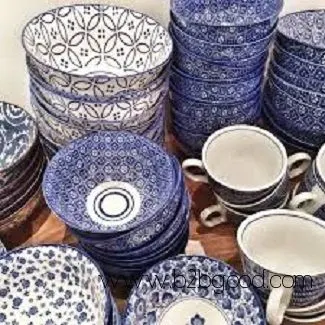 陶瓷餐具(中国陶器)。