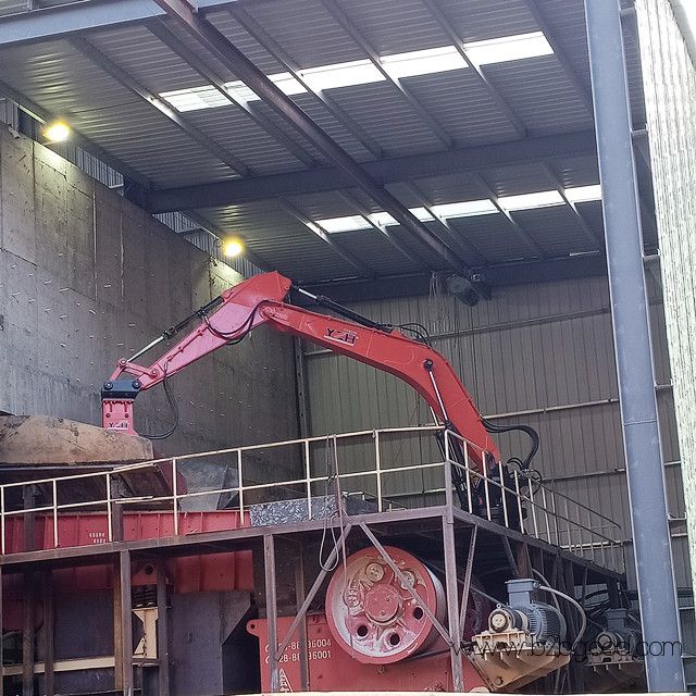 YZH stationary boom system